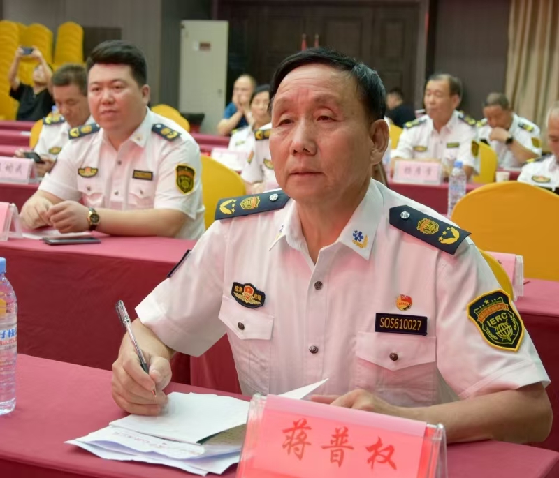 墨韵铸军魂：专访“最美退役军人”、文化旗...
